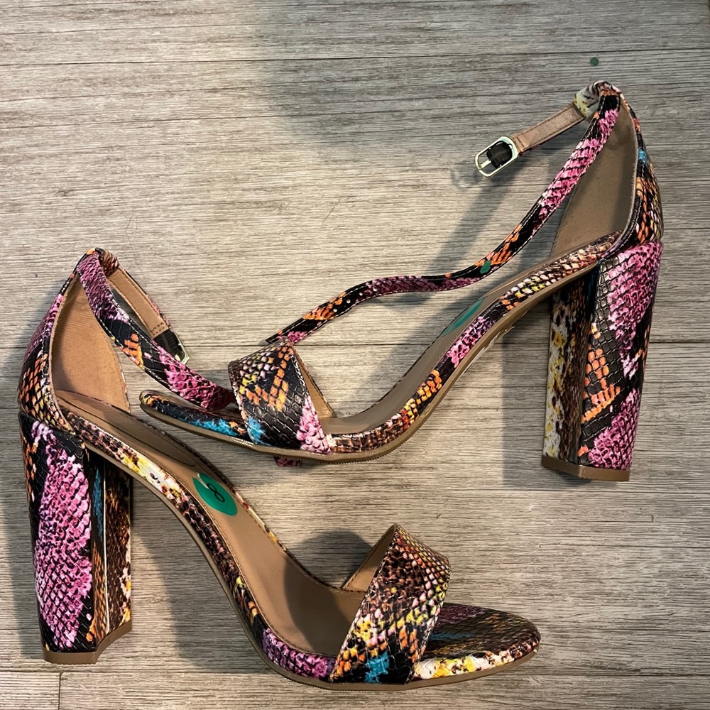 Snake Print Heels ✨